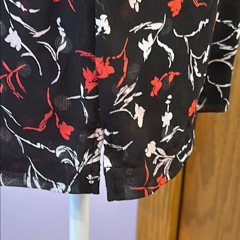 White House Black Market Floral Black and Red reversible Women's Top extra small - Picture 5 of 11